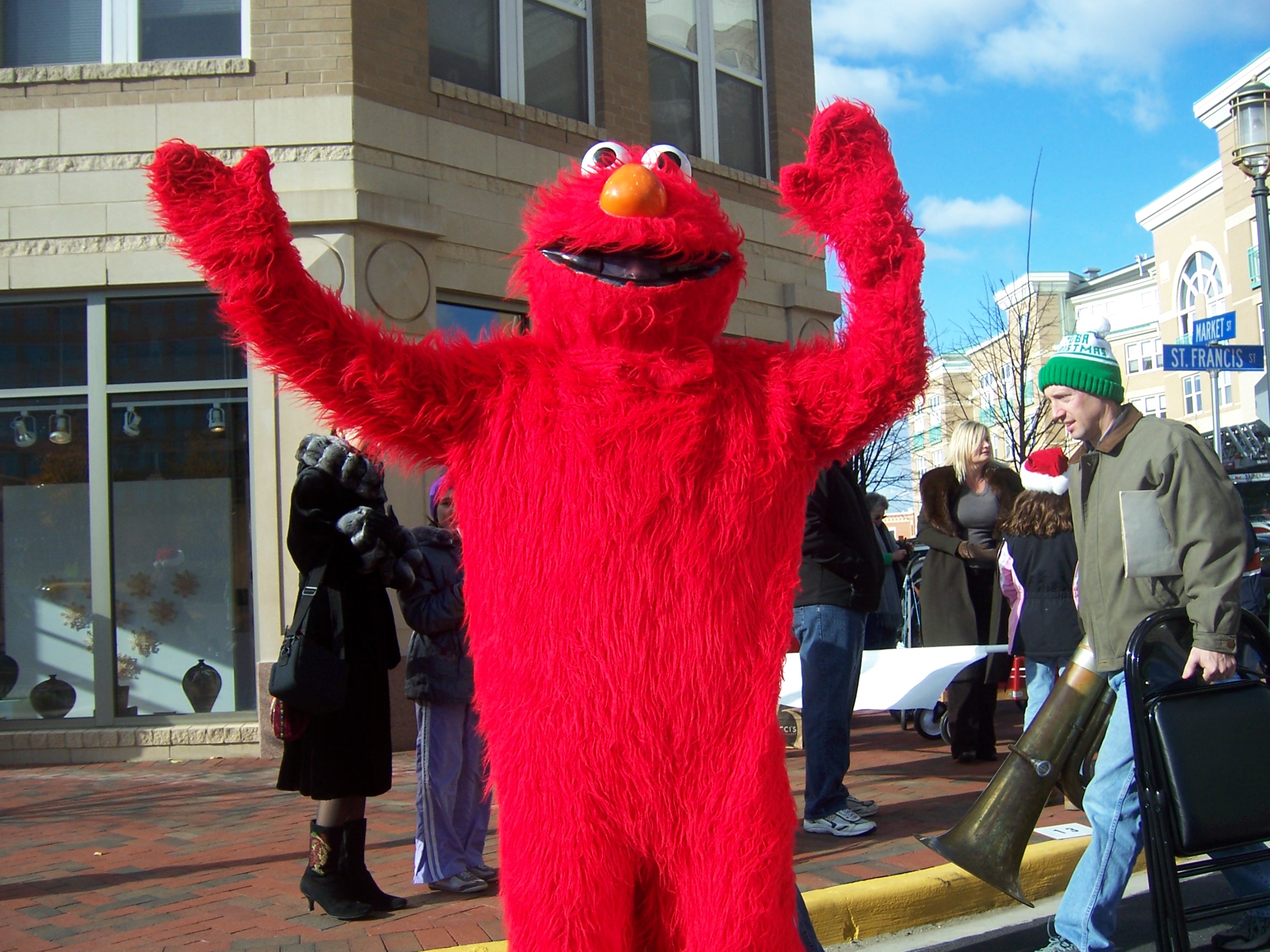 elmo001.jpg